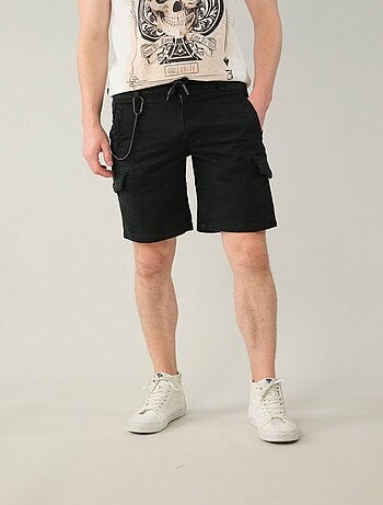 Short bermuda noir "esprit cargo" avec mousqueton et poches multiples 'Deeluxe'
