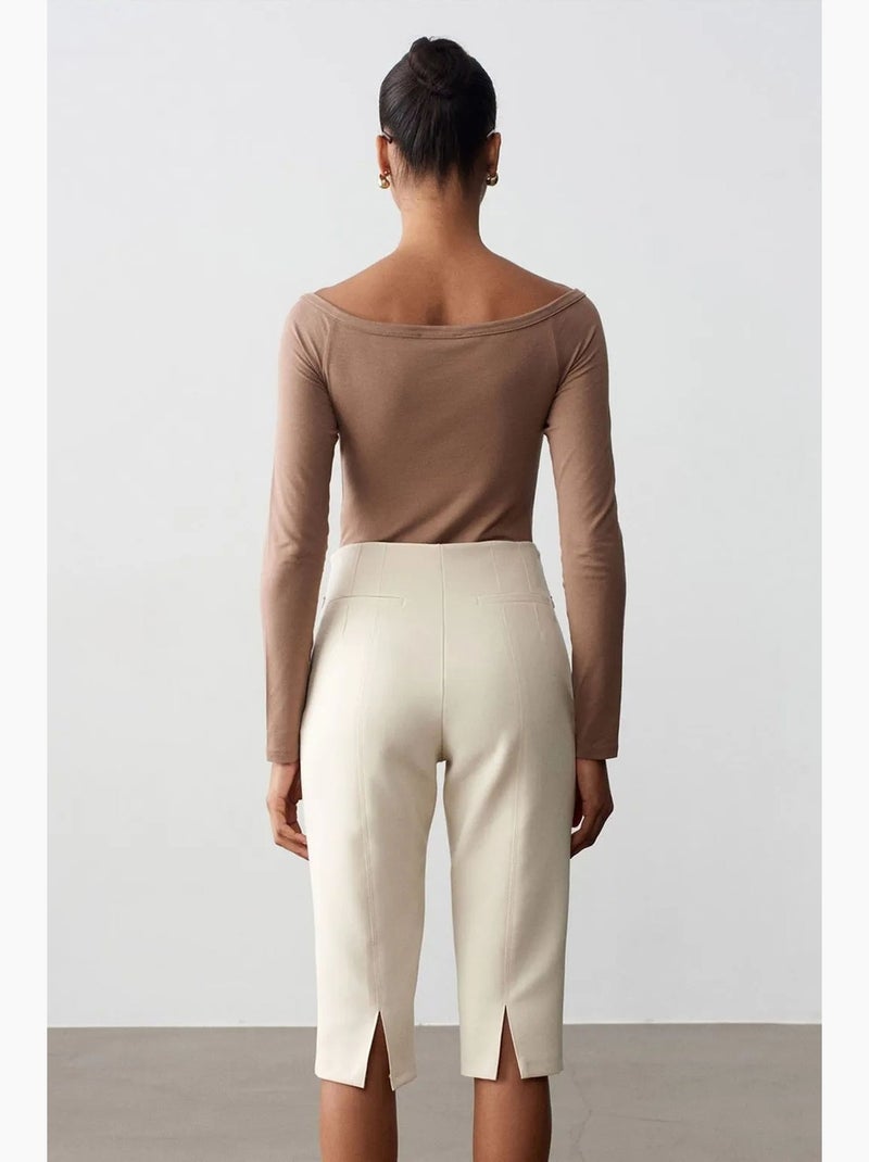 Short capri droit taille haute avec fente dilvin Crème - Kiabi