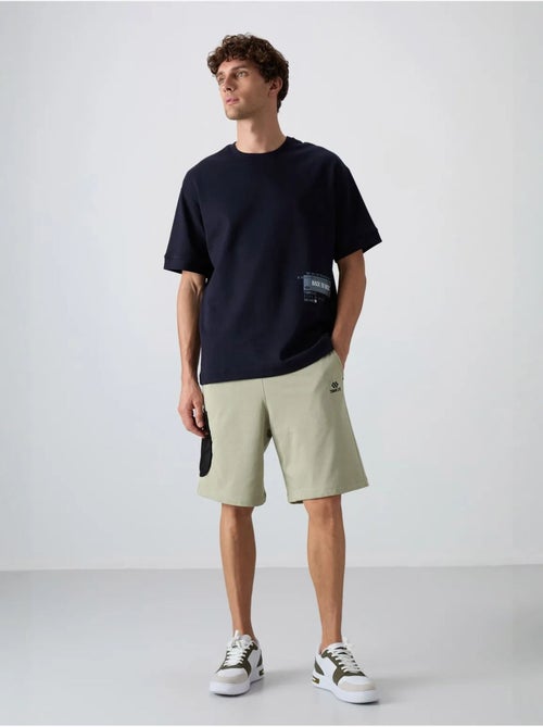 Short cargo homme à jambe large tommy - Kiabi Short cargo homme à jambe large tommy - Kiabi