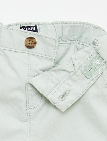 Short chino avec taille ajustable