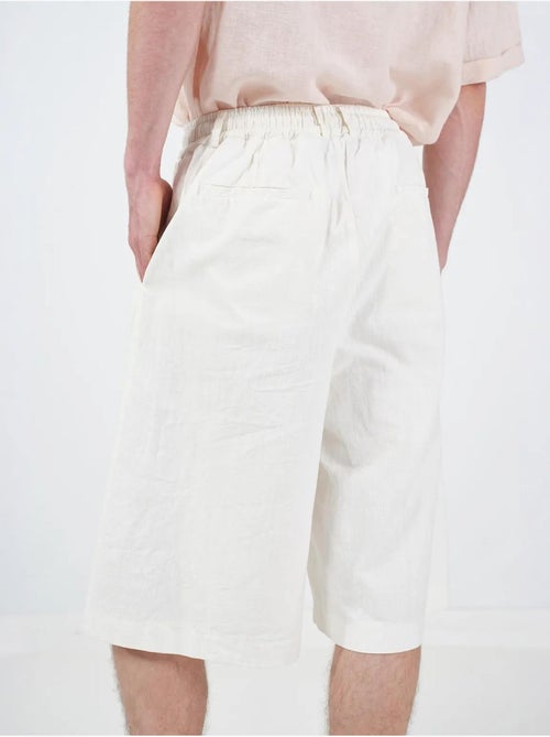 Short chino décontracté pour homme giesto avec cordon de serrage à la taille - Kiabi Short chino décontracté pour homme giesto avec cordon de serrage à la taille - Kiabi