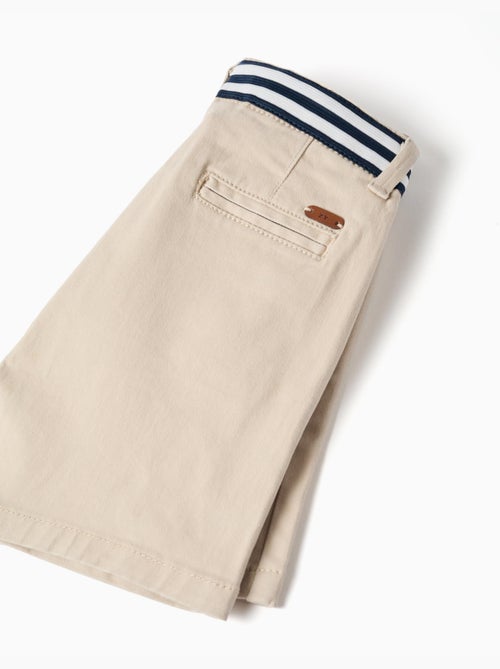 Short chino en sergé avec bande à rayures - Kiabi