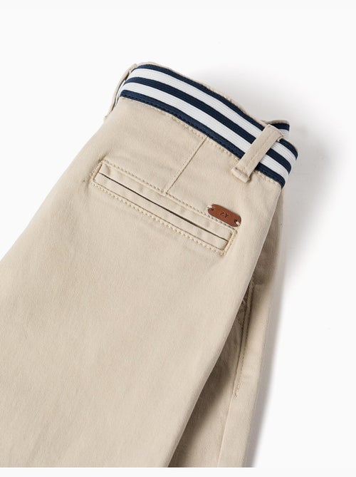 Short chino en sergé avec bande à rayures - Kiabi