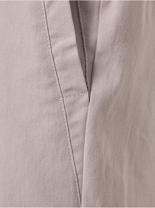 Short chino homme en tissu tissé tommy - Kiabi Short chino homme en tissu tissé tommy - Kiabi