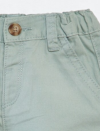 Short chino