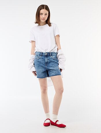 Short court en denim taille haute