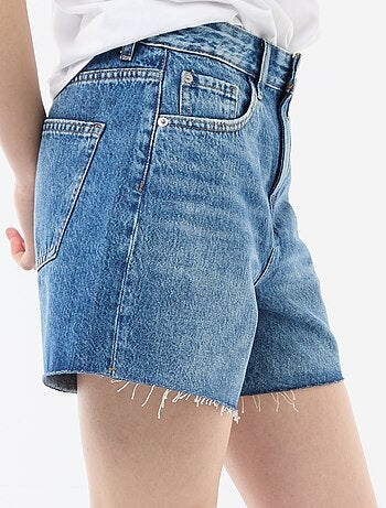 Short court en denim taille haute