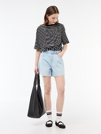 Short court en denim taille haute