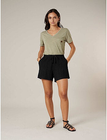 Short court femme gauffré 'Deeluxe'