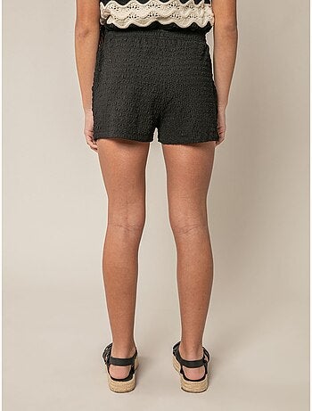 Short court fille gauffré 'Deeluxe'