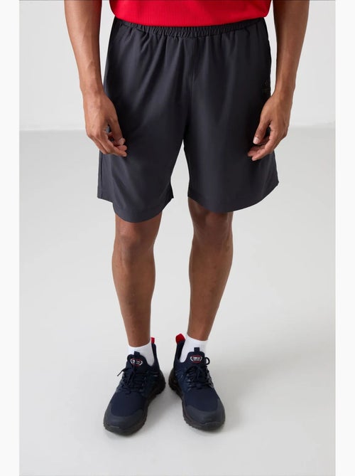 Short court homme en tissu tissé à enfiler tommy - Kiabi Short court homme en tissu tissé à enfiler tommy - Kiabi