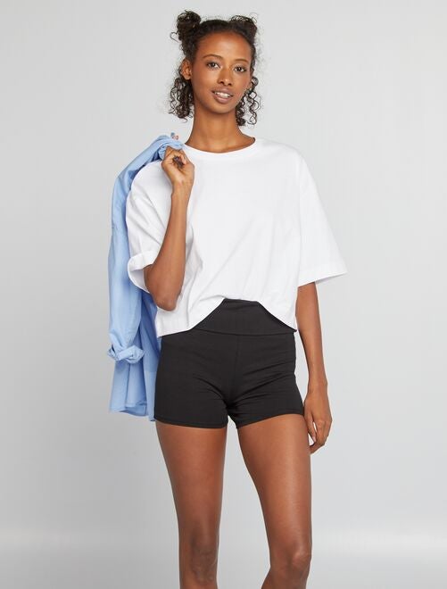 Tenue avec shops short cycliste femme