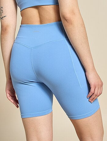 Short cycliste de sport - (ekstract)