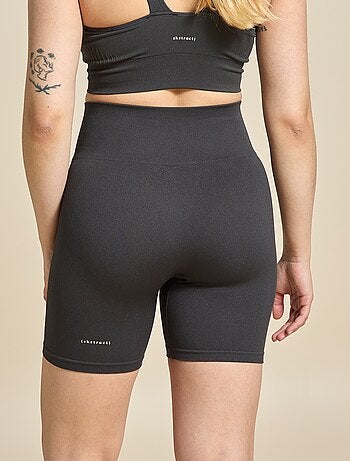 Short cycliste de sport sans couture - (ekstract)