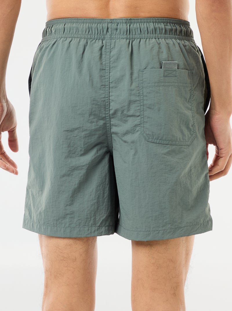Short de bain avec grandes poches Vert - Kiabi