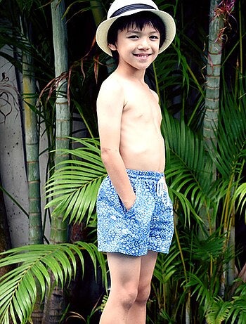 Short de bain Garçon - 100 bleu ciel Short de bain Garçon - 100 bleu ciel