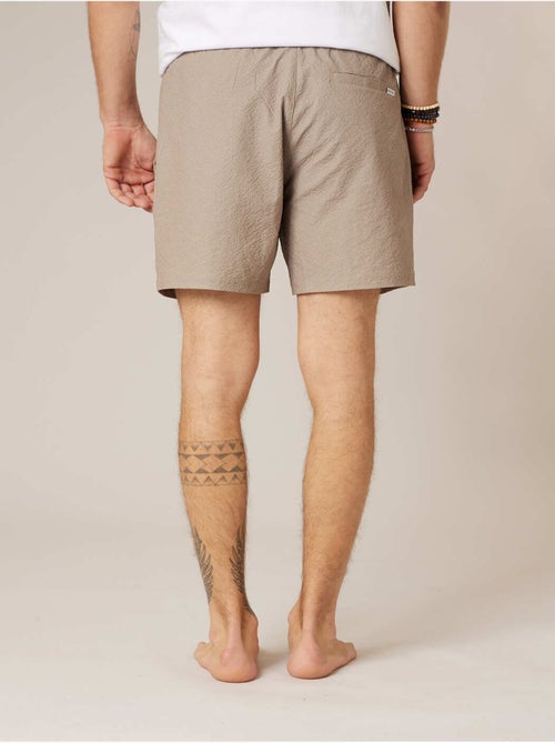 Short de bain homme uni texture gaufrée 'Deeluxe' - Kiabi