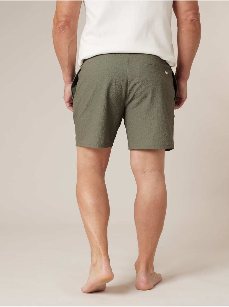 Short de bain homme uni texture gaufrée 'Deeluxe' Kaki - Kiabi