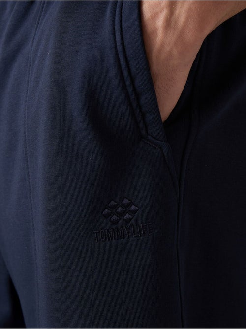 Short de jogging homme en maille tommy - Kiabi Short de jogging homme en maille tommy - Kiabi