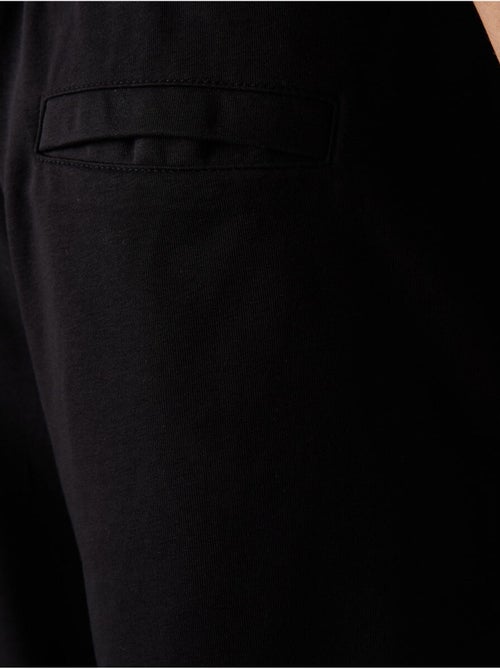 Short de jogging homme en maille tommy - Kiabi Short de jogging homme en maille tommy - Kiabi