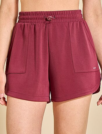 Short de sport - (ekstract)