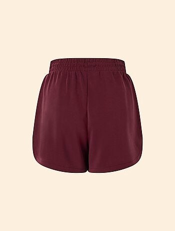 Short de sport - (ekstract)