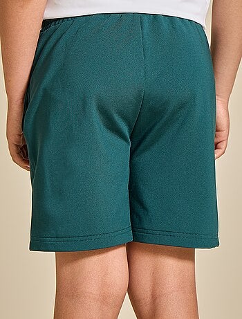 Short de sport - (ekstract)