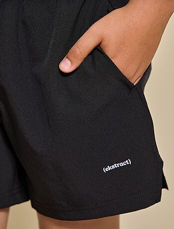 Short de sport avec poche zippée au dos - (ekstract)