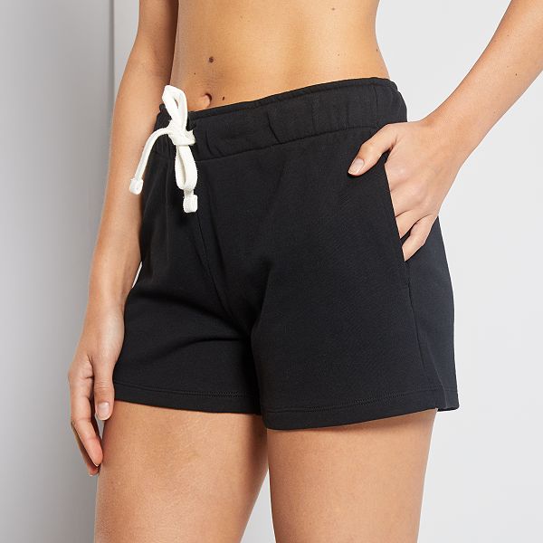 short sport noir femme