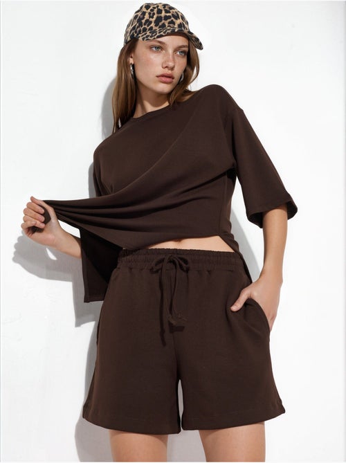 Short de survêtement taille mi-haute à cordon busem - Kiabi Short de survêtement taille mi-haute à cordon busem - Kiabi