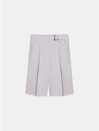 Short droit à taille haute et ceinture dilvin