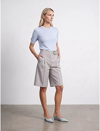 Short droit à taille haute et ceinture dilvin