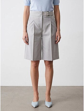Short droit à taille haute et ceinture dilvin