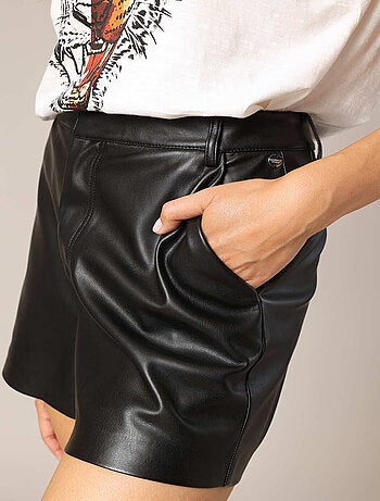 Short effet cuir 'Deeluxe'