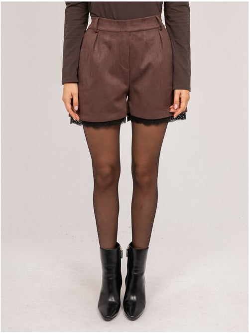 Short effet daim bordure dentelle xabara - Kiabi Short effet daim bordure dentelle xabara - Kiabi