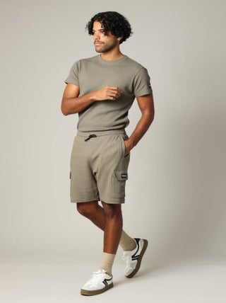 Short en coton gaufré à la taille élastiquée avec cordon 'Deeluxe'
