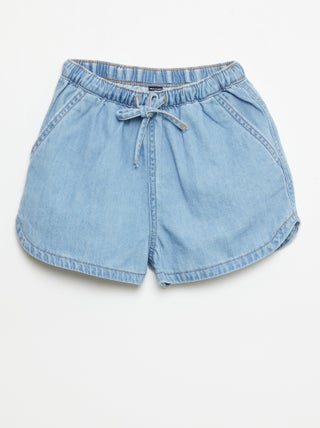 Short en  denim léger