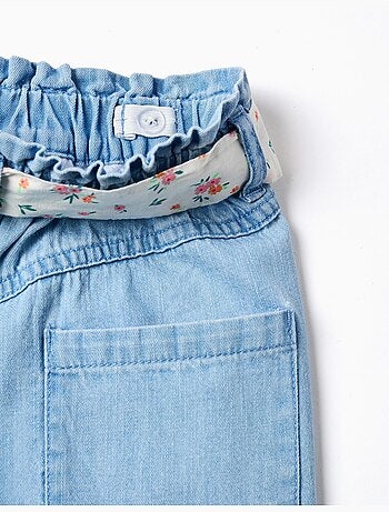 Short en jean avec ceinture à motif floral