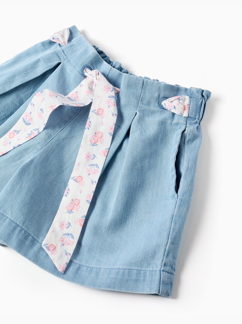 Short en jean avec ceinture fleurie et taille paperbag Bleu clair - Kiabi