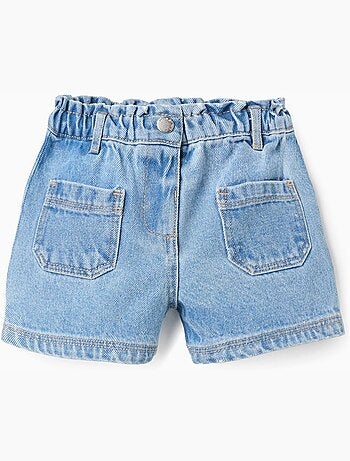 Short en jean avec poches à l'avant