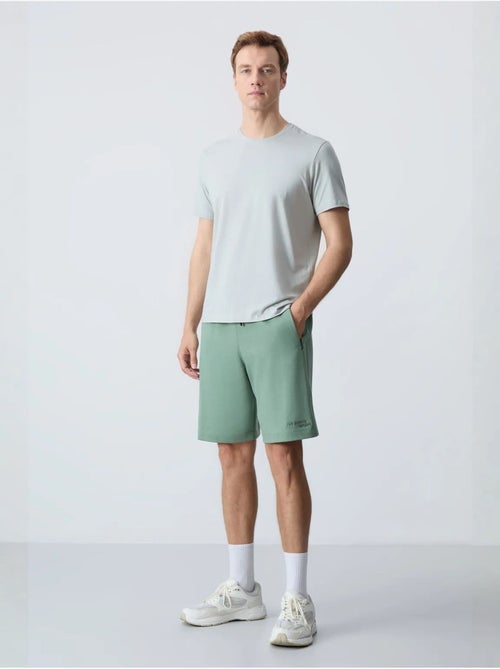 Short en jersey homme, coupe regular tommy - Kiabi Short en jersey homme, coupe regular tommy - Kiabi