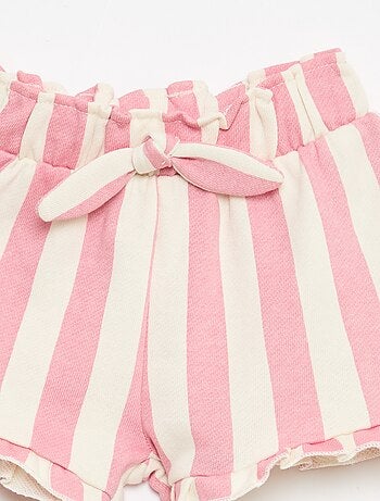 Short en molleton léger et volanté