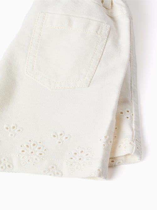 Short en sergé avec broderie anglaise - Kiabi