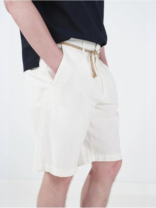 Short en tissu giesto taille mi-haute, coupe décontractée - Kiabi Short en tissu giesto taille mi-haute, coupe décontractée - Kiabi