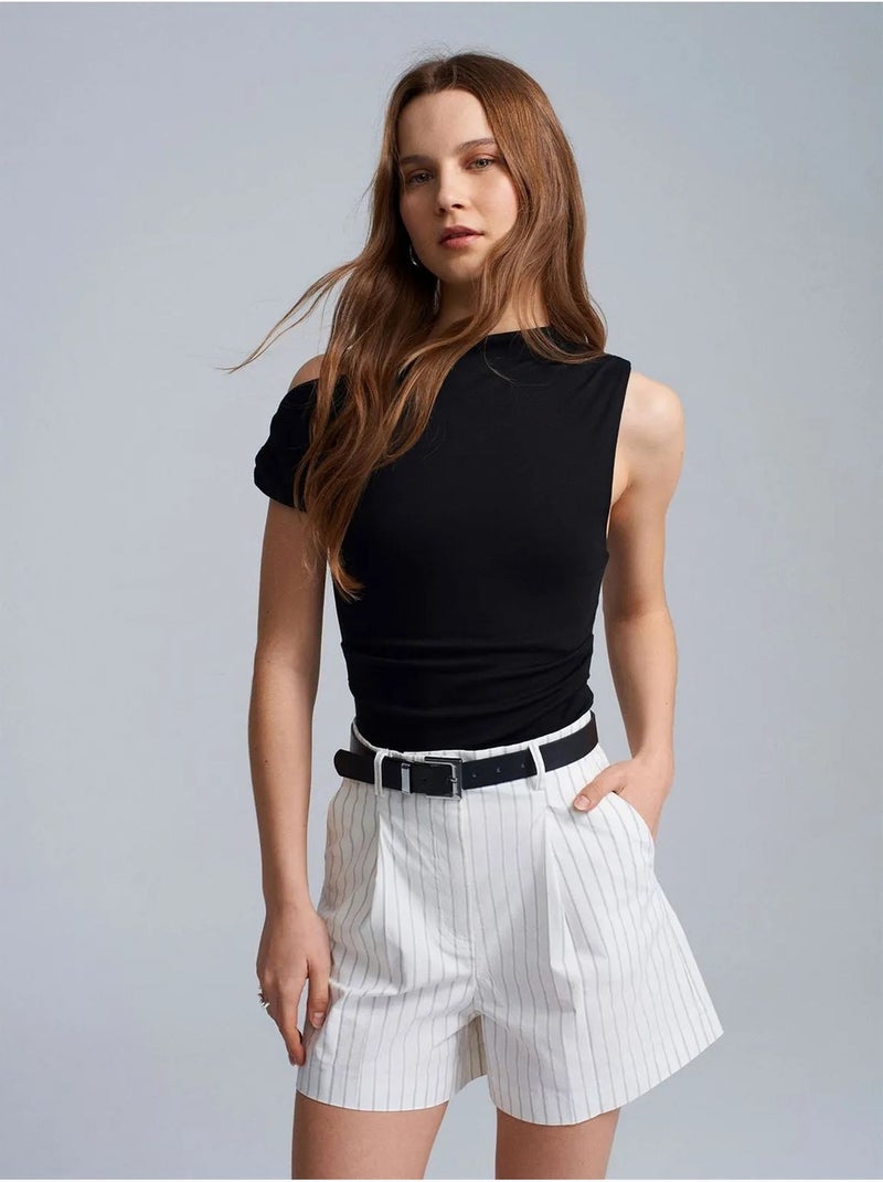 Short Femme À Taille Haute, Rayé Et Ceinturé Blanc - Kiabi
