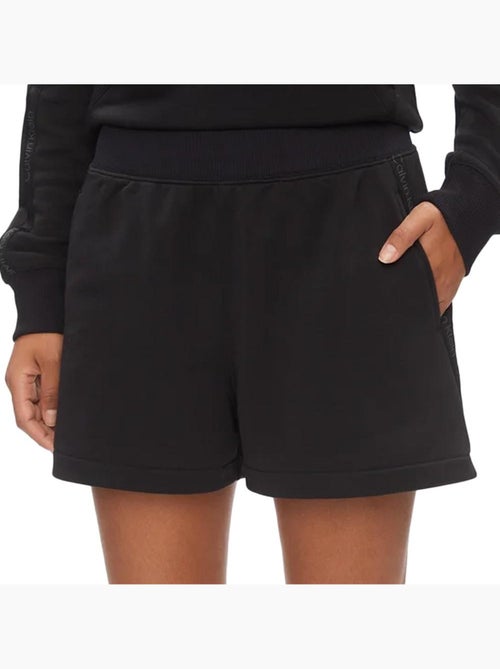 Short Femme Calvin Klein Jeans - Kiabi