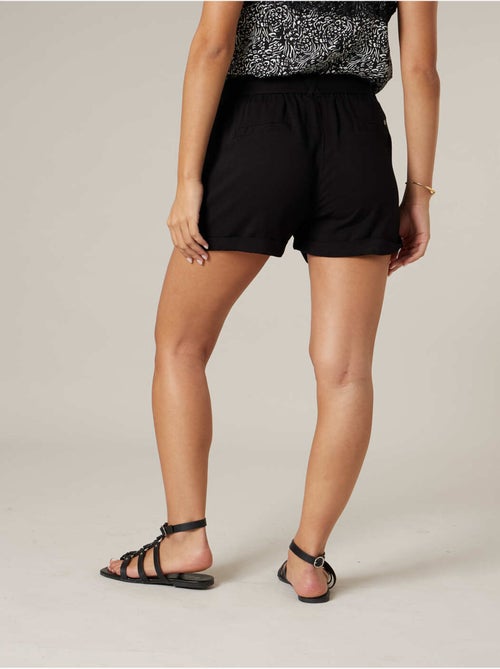 Short femme fluide


  'Deeluxe' - Kiabi