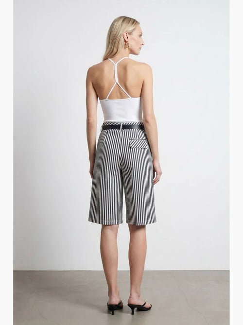 Short femme taille haute à rayures avec ceinture dilvin - Kiabi Short femme taille haute à rayures avec ceinture dilvin - Kiabi