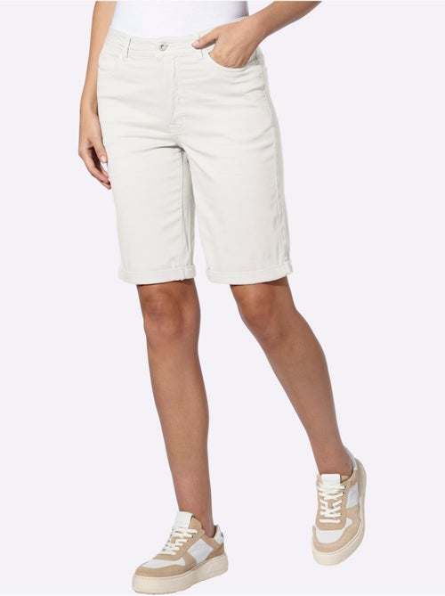 Short Finition Des Jambes Avec Revers - Taille Standard - Helline - Kiabi