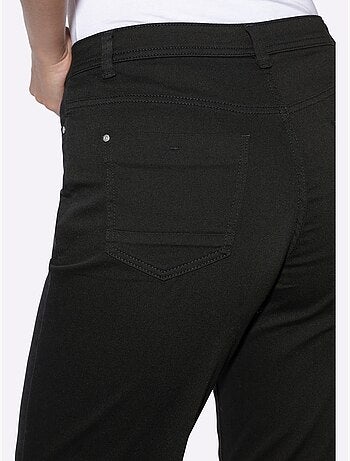 Short Finition Des Jambes Avec Revers - Taille Standard - Helline